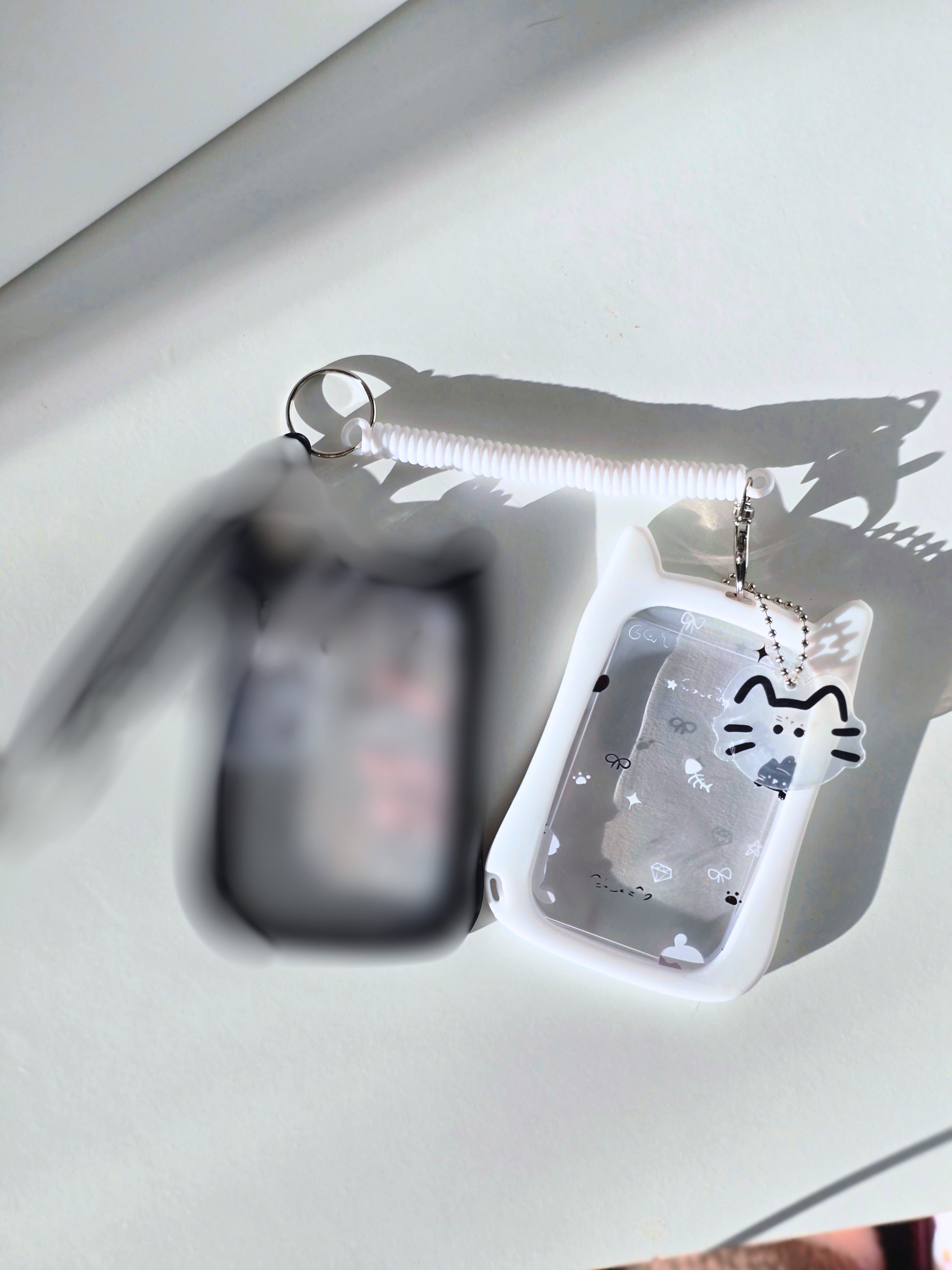 Kitty Photocard Holder mit Katzen Anhänger